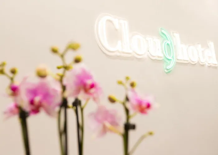 Cloud 9 Hotel